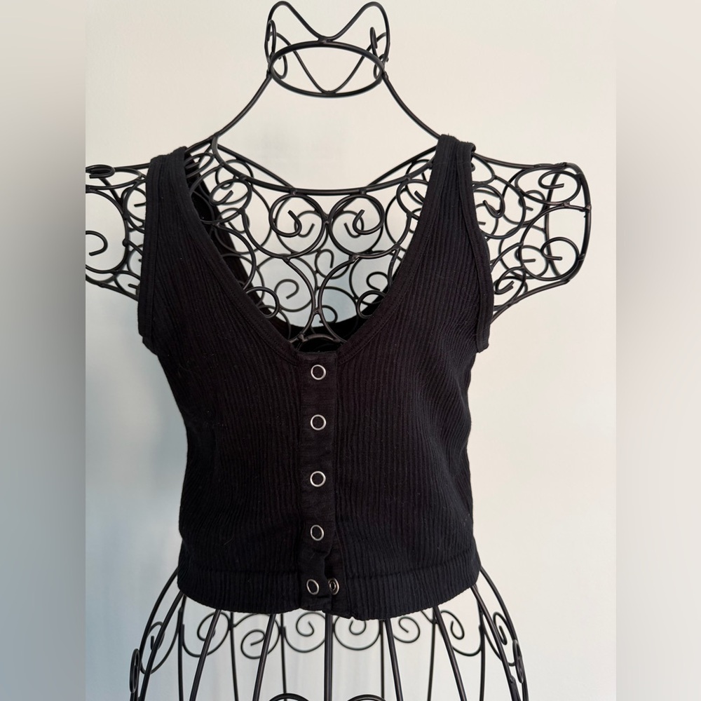 Urban Outfitters v neck sleeves stretch crop top in black